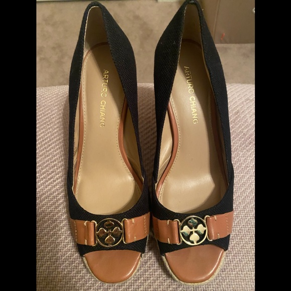 LIKE NEW Arturo Chiang Ralin Peep Toe Cork Wedge Shoes (Sz. 8M/38) $129 - Picture 3 of 16